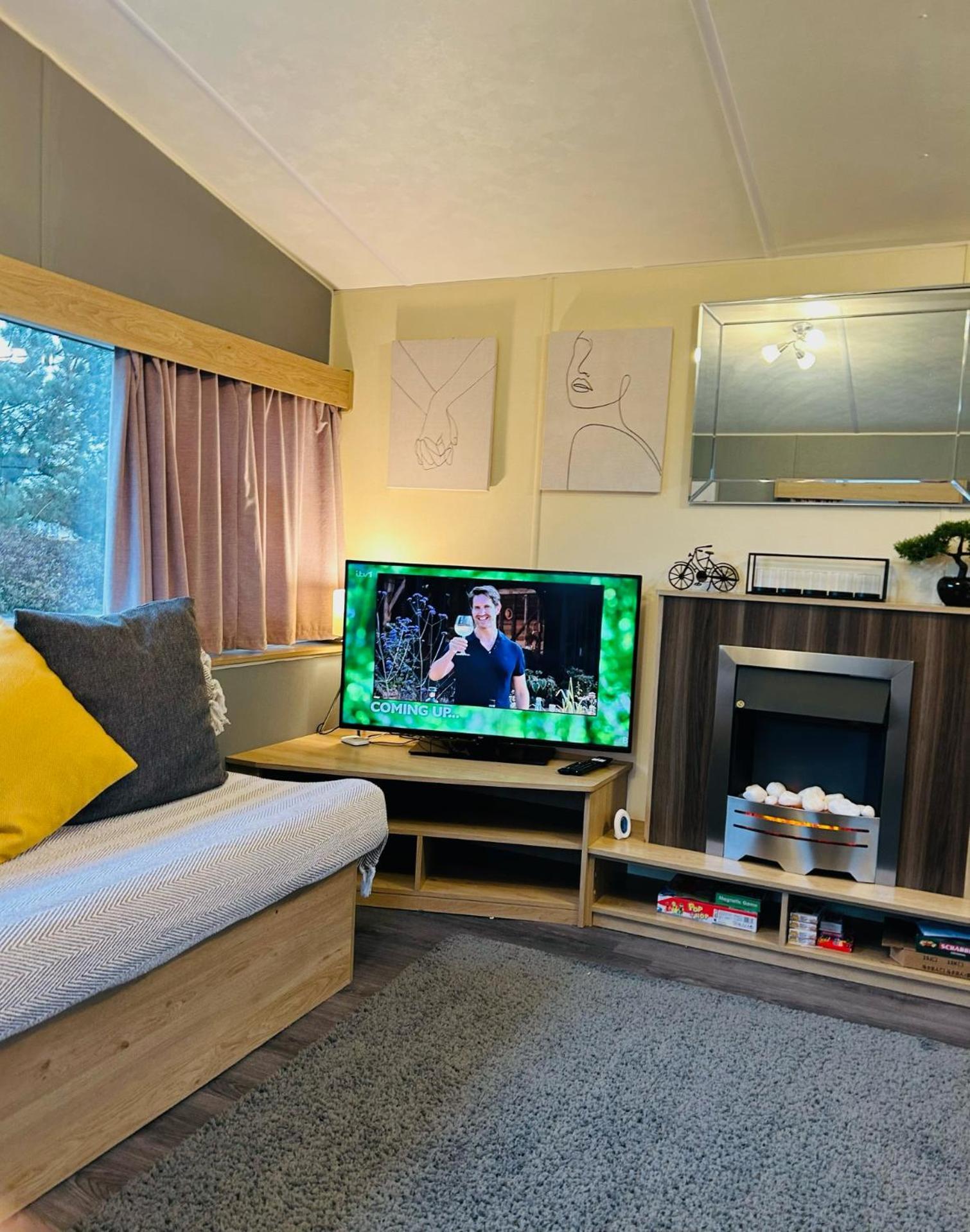 Beautiful 8 Birth Holiday Home - Tattershall Lakes Esterno foto